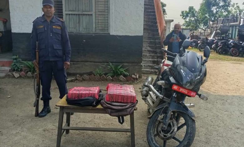 Photo of अबैध लागु औषध गाँजासहित मोटरसाइकल नियन्त्रणमा