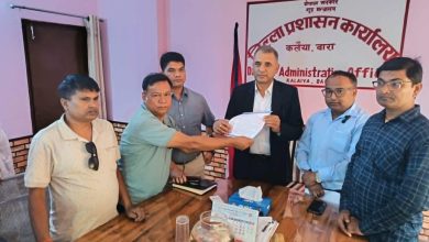 Photo of बाराका प्रहरी प्रमुख तामाङको कार्यशैलीप्रति पत्रकार महासंघको आपत्ति, प्रधानमन्त्री कार्यालय गुहार