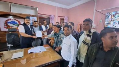 Photo of जसपा नेपाल बाराले प्रधानमन्त्रीलाई  ज्ञापनपत्र बुझायो