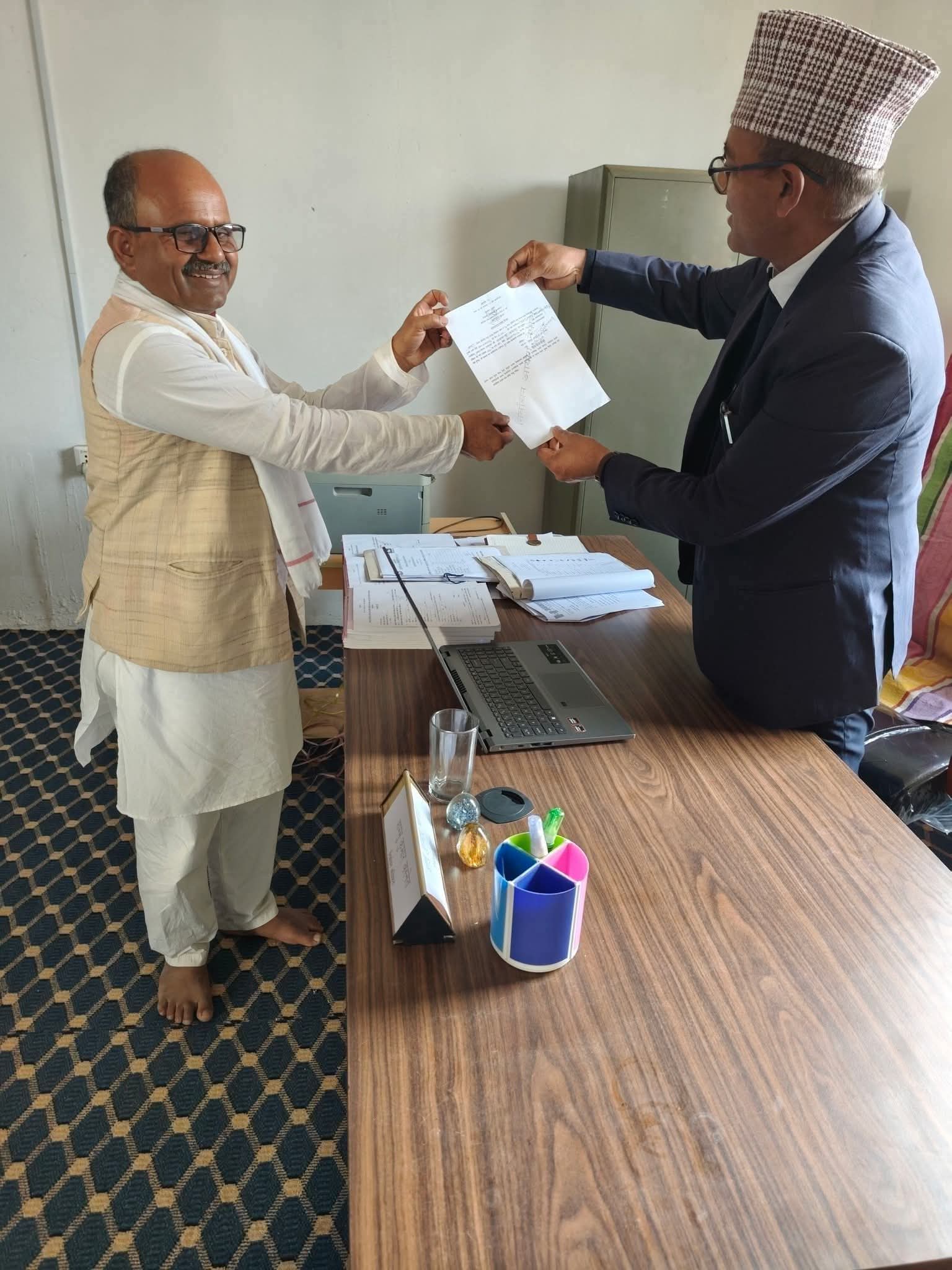 Photo of बाराको चारवटै निर्वाचन क्षेत्रमा उम्मेदवारहरूको मनोनयनपत्र दर्ता सम्पन्न